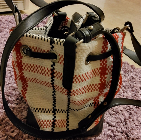 Parfois Plaid Woven Bucket Bag/Backpack Shoulder Bag - Picture 8 of 11